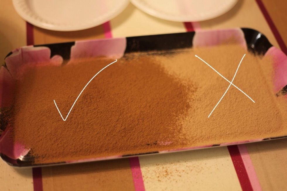 On the left is normal bitter cocoa, USE. On the right is sweet drinking choc powder, DO NOT USE! The sweet cocoa powder just got sucked in to the ganache and went soft. See, sugar is bad for you. Lol