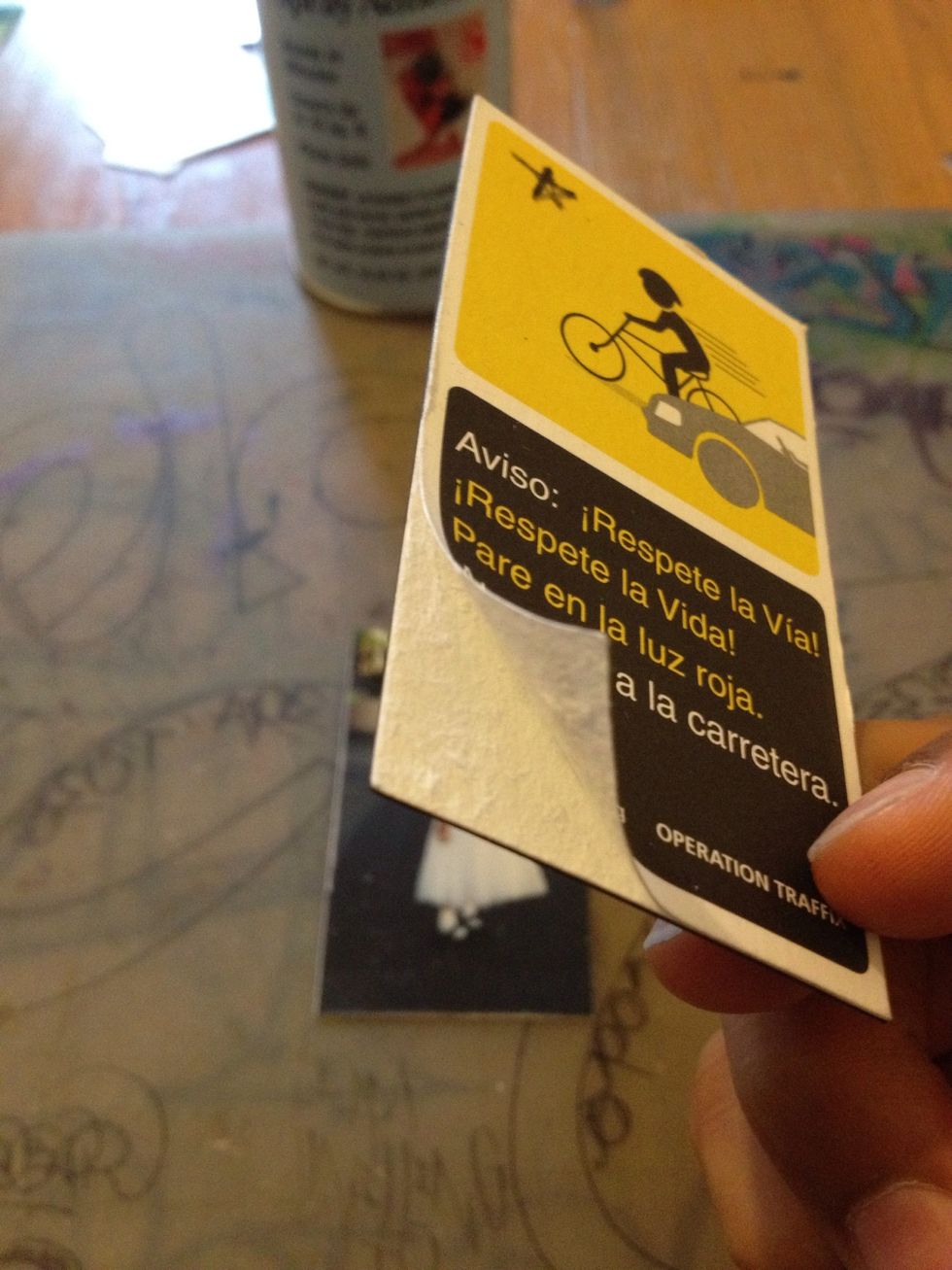 On this magnet I was able to remove the top layer but that's optional. I removed it being that the pic will actually stick better to the magnet.