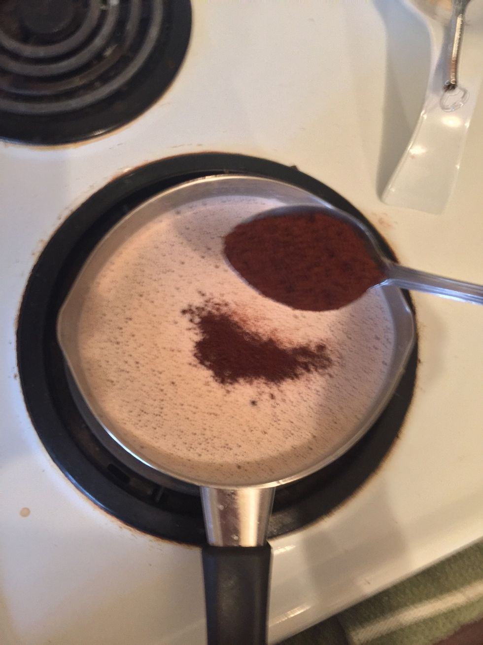 Once all blended together in one cohesive colour, add your instant coffee (use measurements as recommended from your instant coffee)