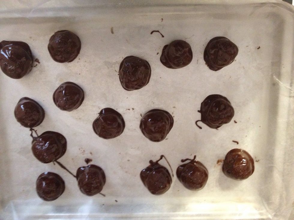 Once all dipped sprinkle a little sea salt to the tips to garnish, then put back in fridge for 30 mins to harden