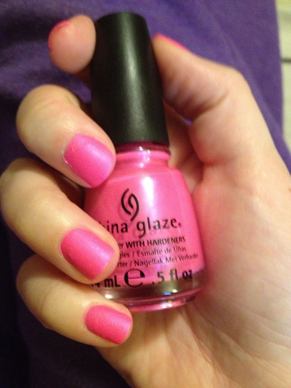 Once base coat is completely dry, use your lightest nail polish (I'm using hang ten toes by china glaze) to paint one coat on all of your nails!