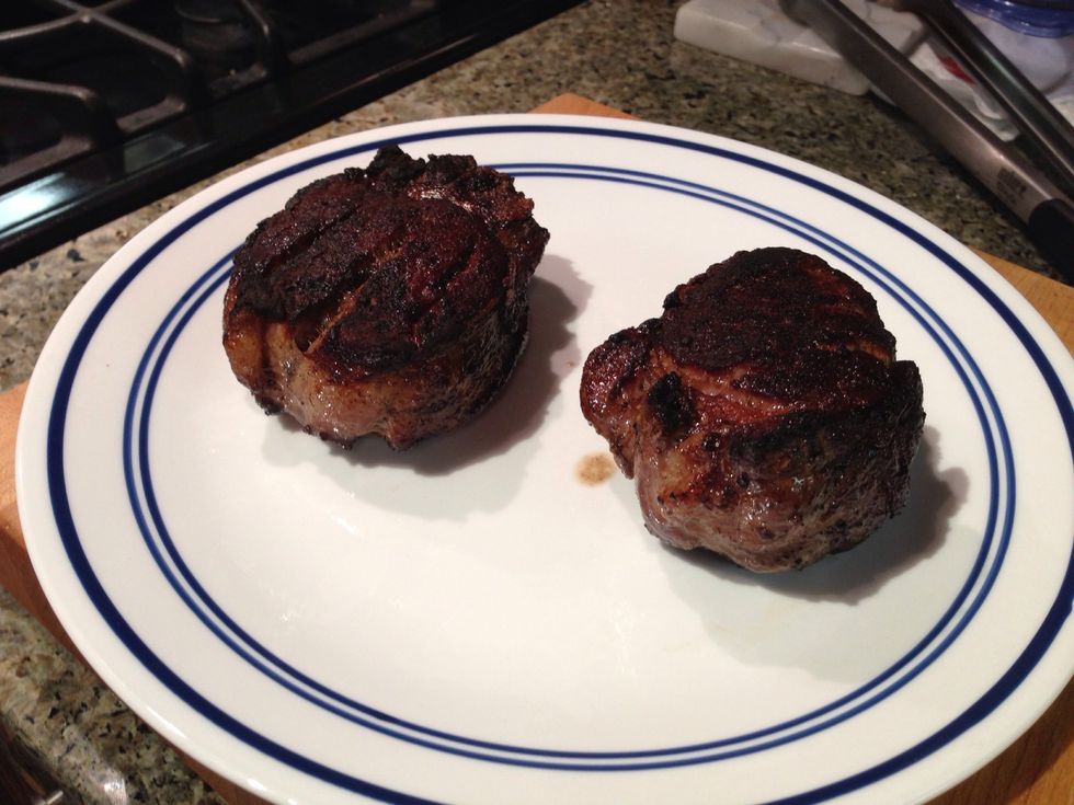 Once both sides had all the char they could take, I turned them on their side a little too. Remove from heat and let rest 10 minutes.