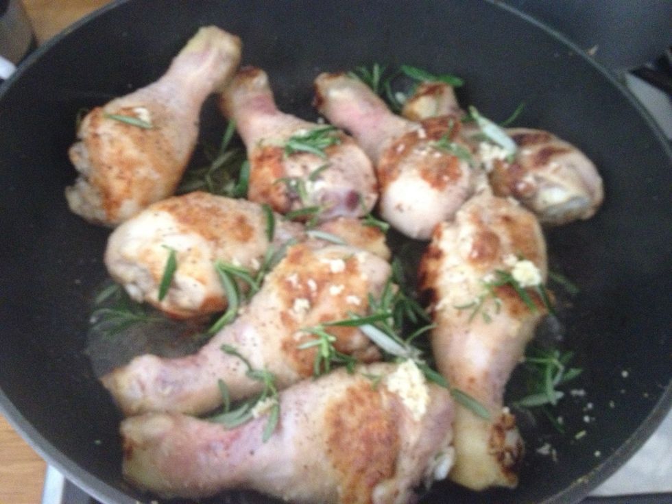 Once brown add 1 crushed garlic clove, 1 tbsp red wine vinegar, the rosemary and freshly ground pepper