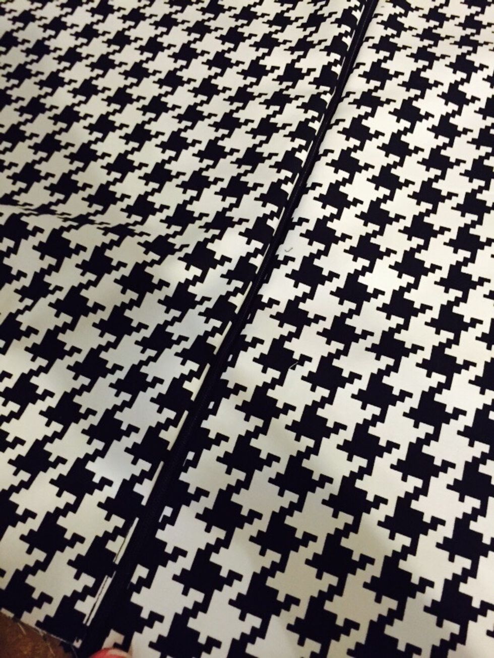 Once complete, open fabric completely and test the zipper.