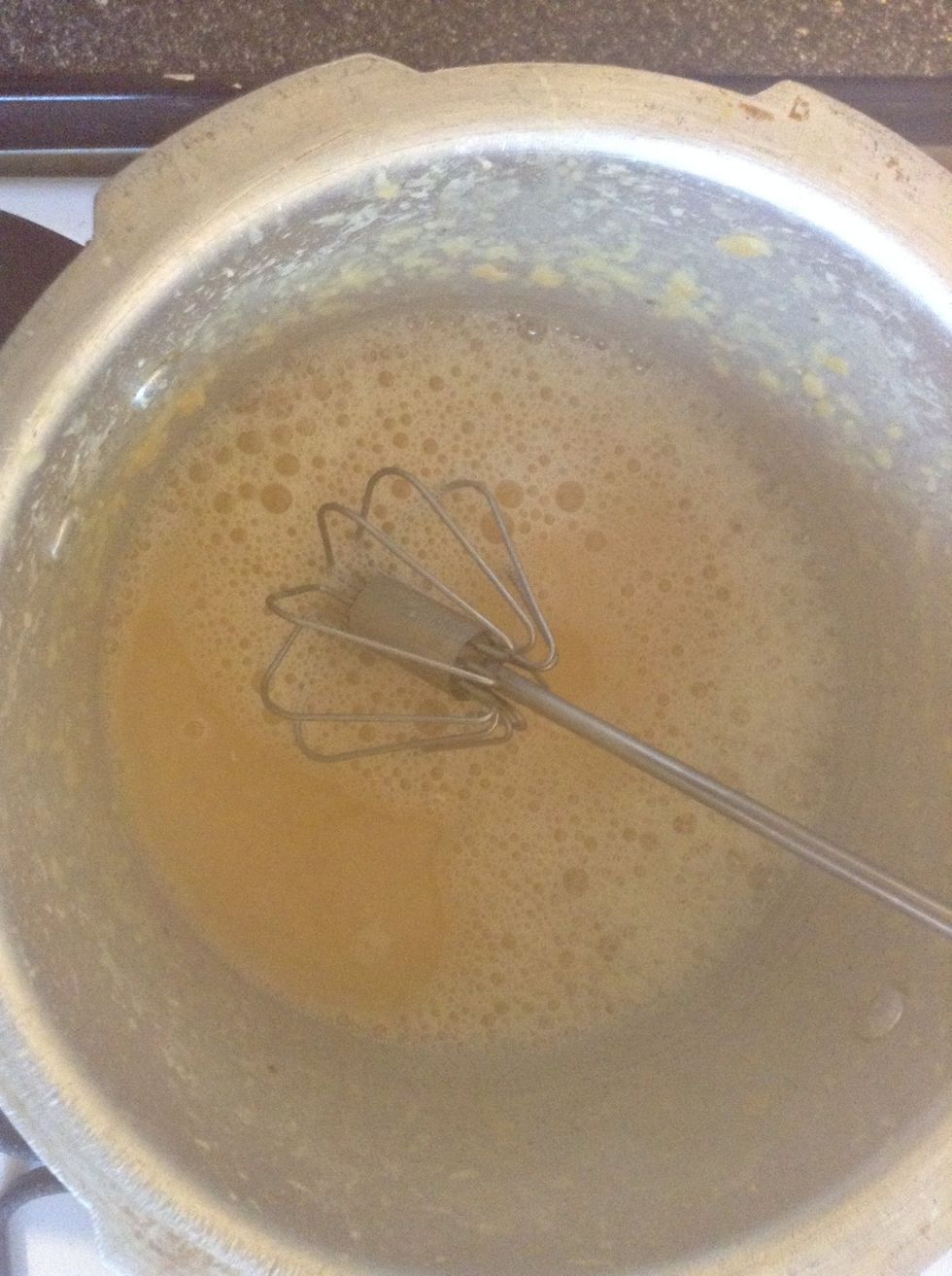 Once cooked, mash well to obtain a consistent thickness. Keep this aside.