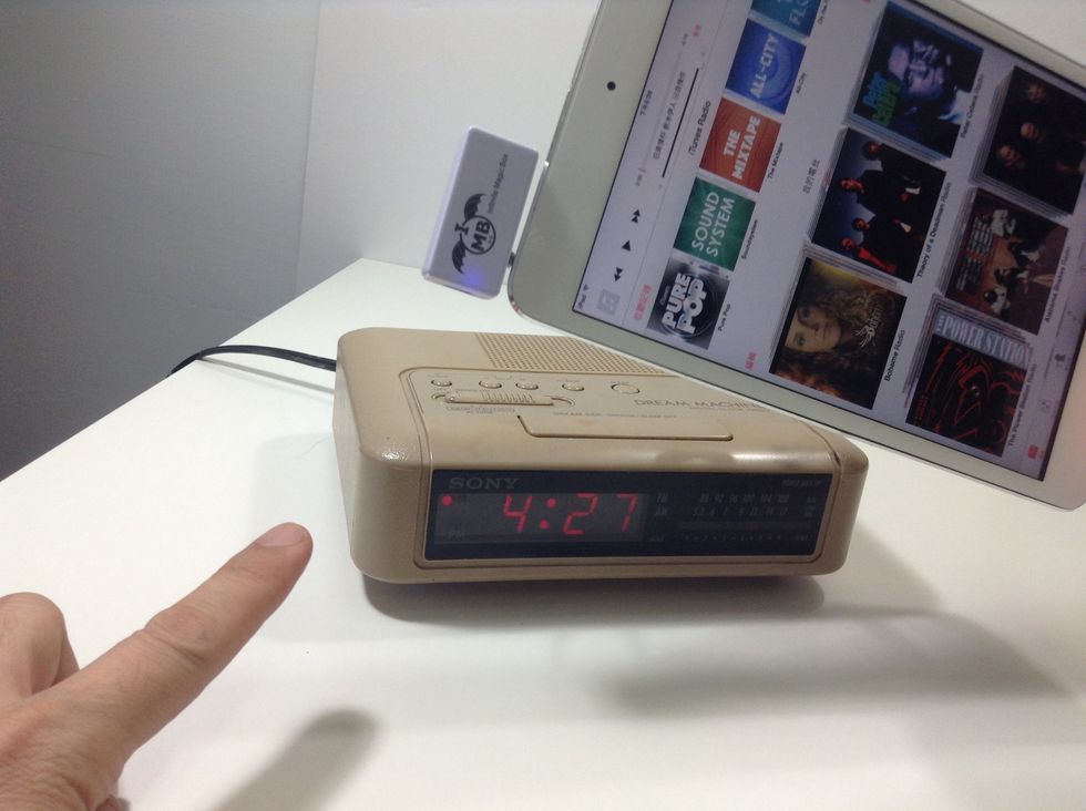 Once dial in with best sound transmission. You will be able to identify the connection based on the static noise emitted from the alarm clock radio.