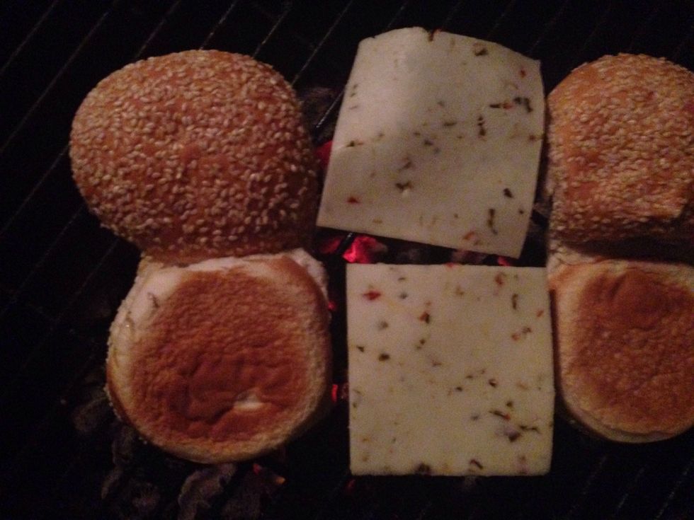 Once done toast your buns and top the patty with a slice of pepper jack
