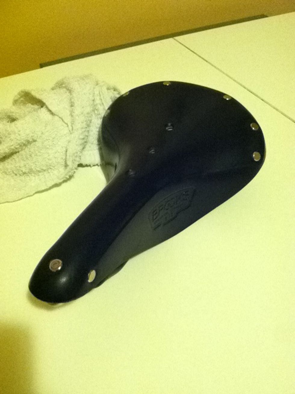 Once dry (overnight) wipe the proofhide off.