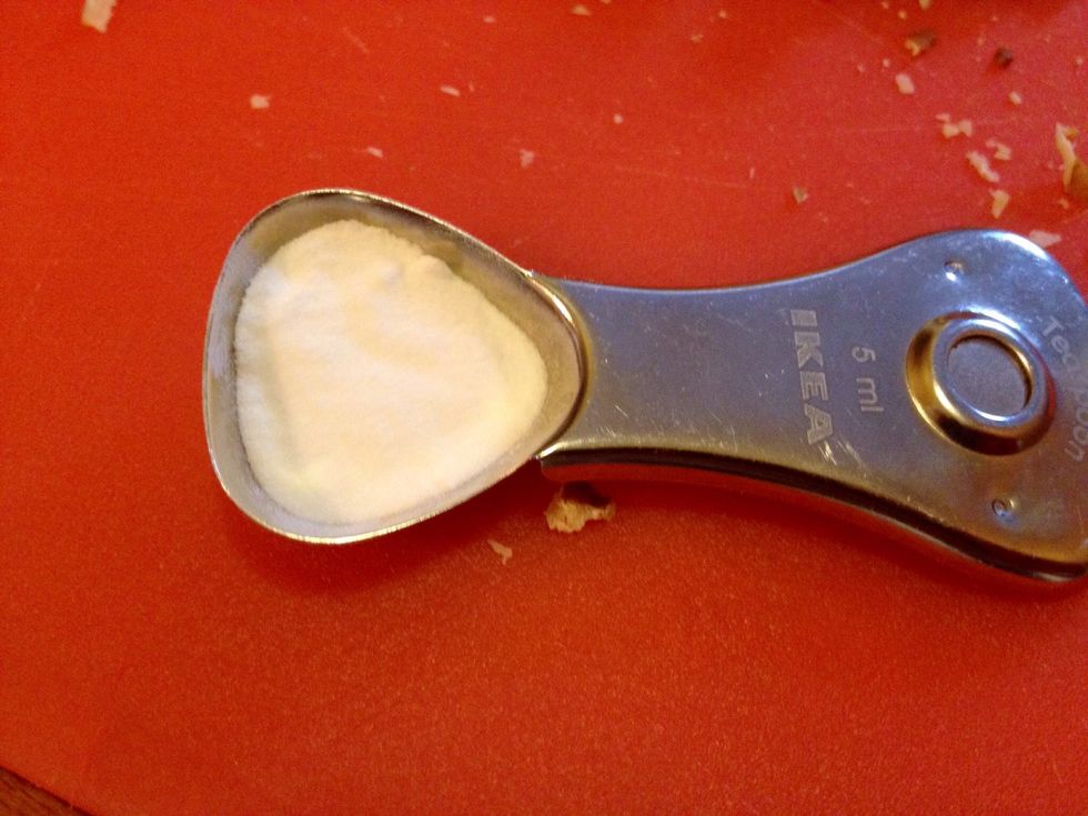 Once it has all melted, add the bicarbonate...