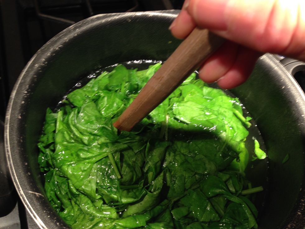 Once it starts to boil, keep stirring. Boil for anywhere between 5 and 10 minutes. Flexible, you can't go or do it wrong.