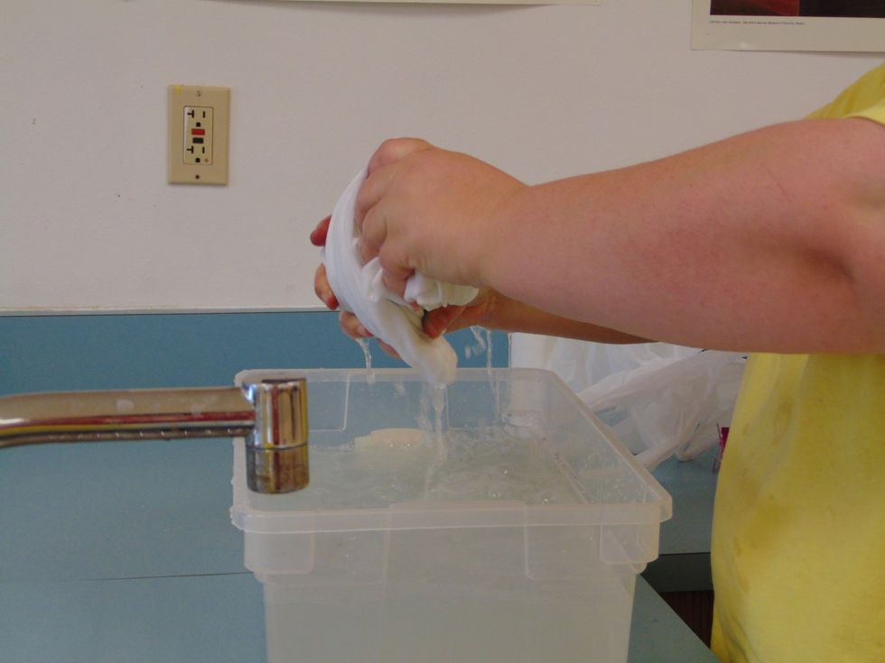 Once the 20 minutes are up wring out the shirt as best as you can