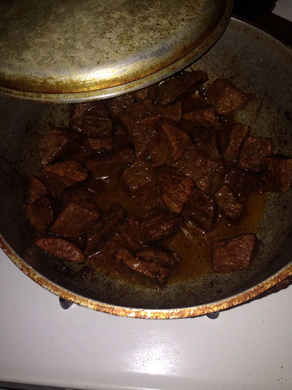 Once the meat is very tender you uncover And we are almost ready