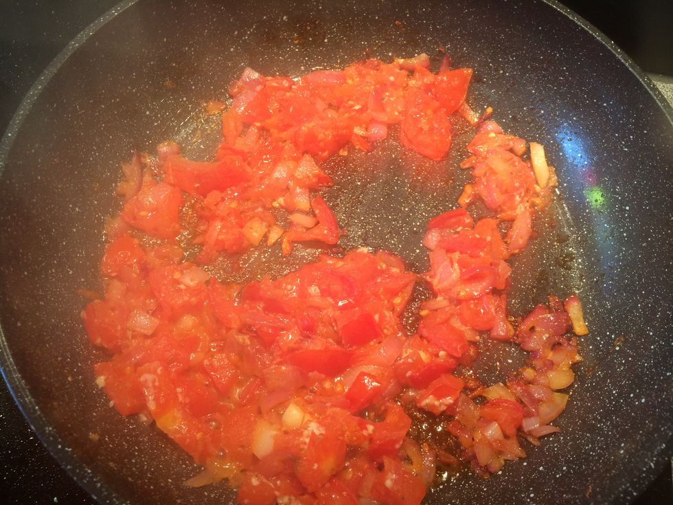 Once the salsa mix is done, place in a blender.