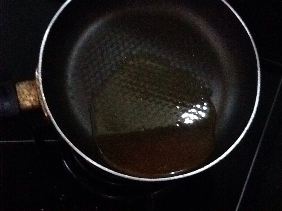 Once the sugar turns gold, turn the fire to the lowest setting