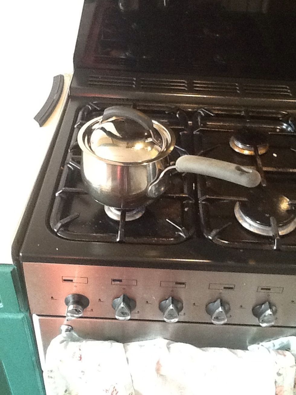 Once the water is boiling put a lid on the pan and simmer for 5 minutes.
