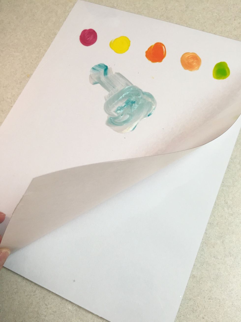 once you are done, tear your used palette off the stack to reveal the next clean palette.