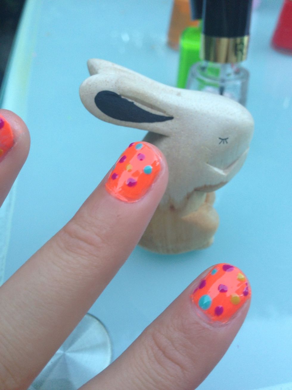 Once you have applied your top coat, you have your Easter Nails!!!