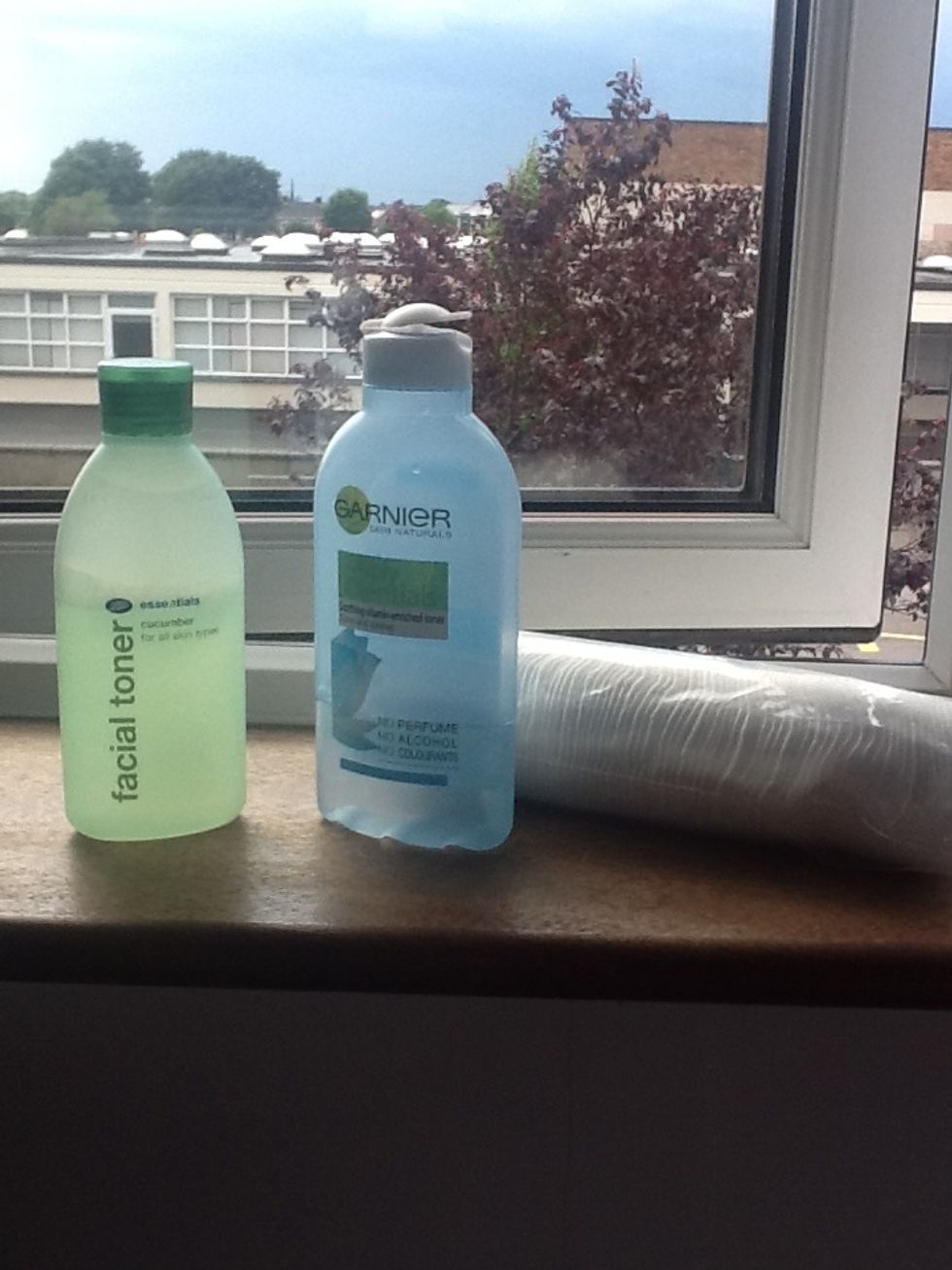 Once you've cleansed, you should use a toner to tone your skin and remove the last traces of impurities from your skin. Toning is my favourite part of my routine, as I feel so refreshed after!