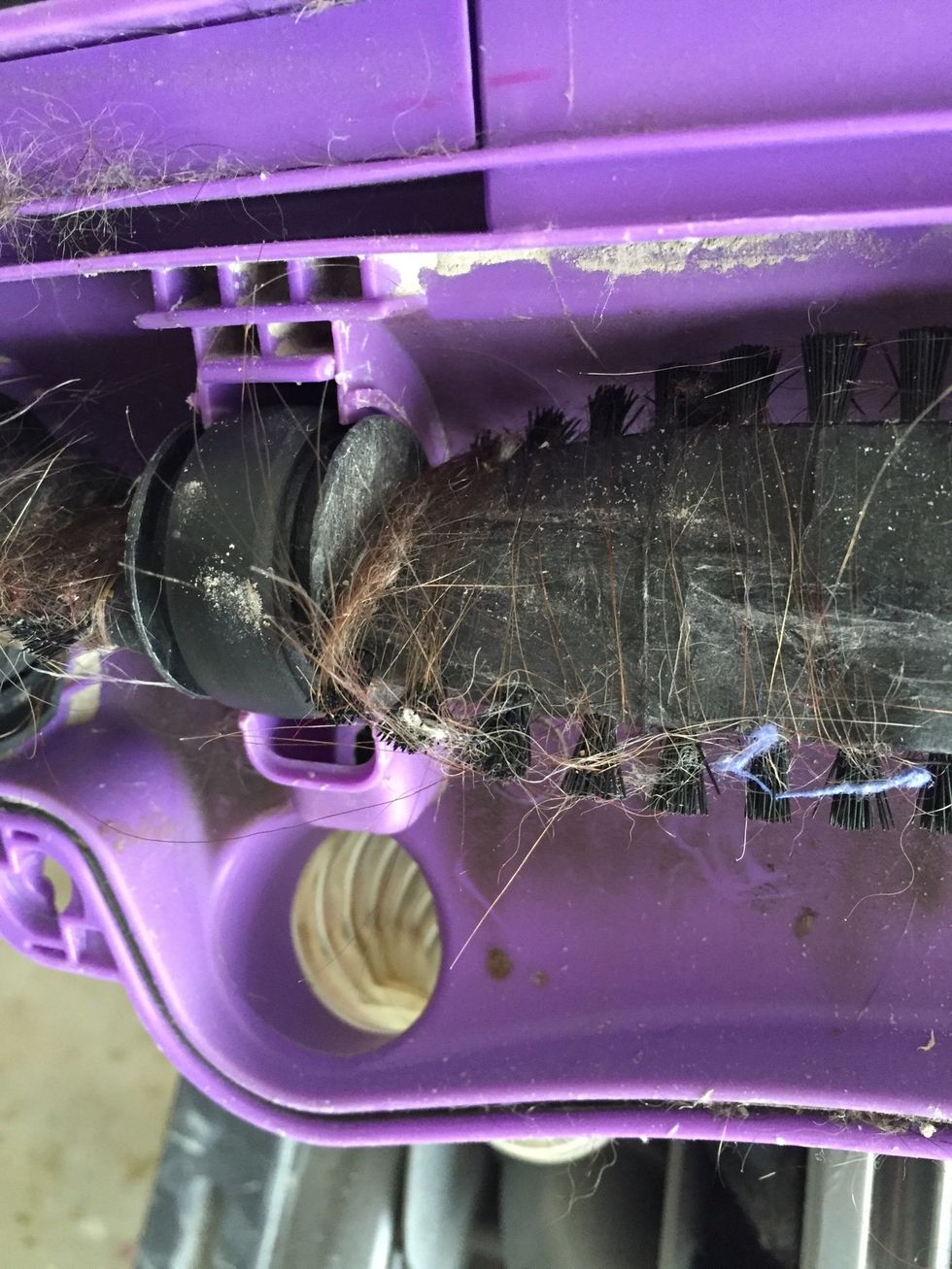 How to replace a dyson beater bar B+C Guides