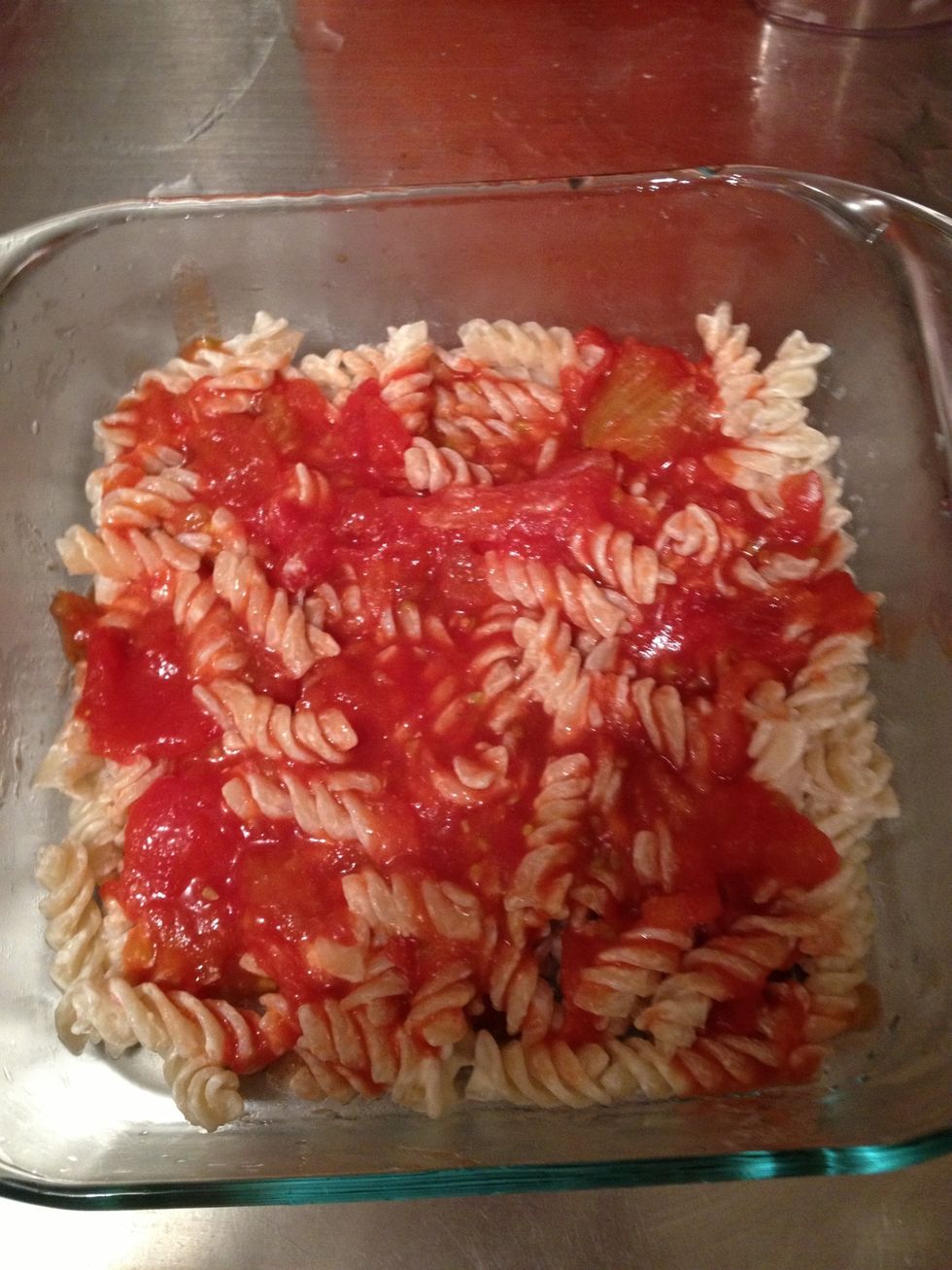 One base of tomatoe sals