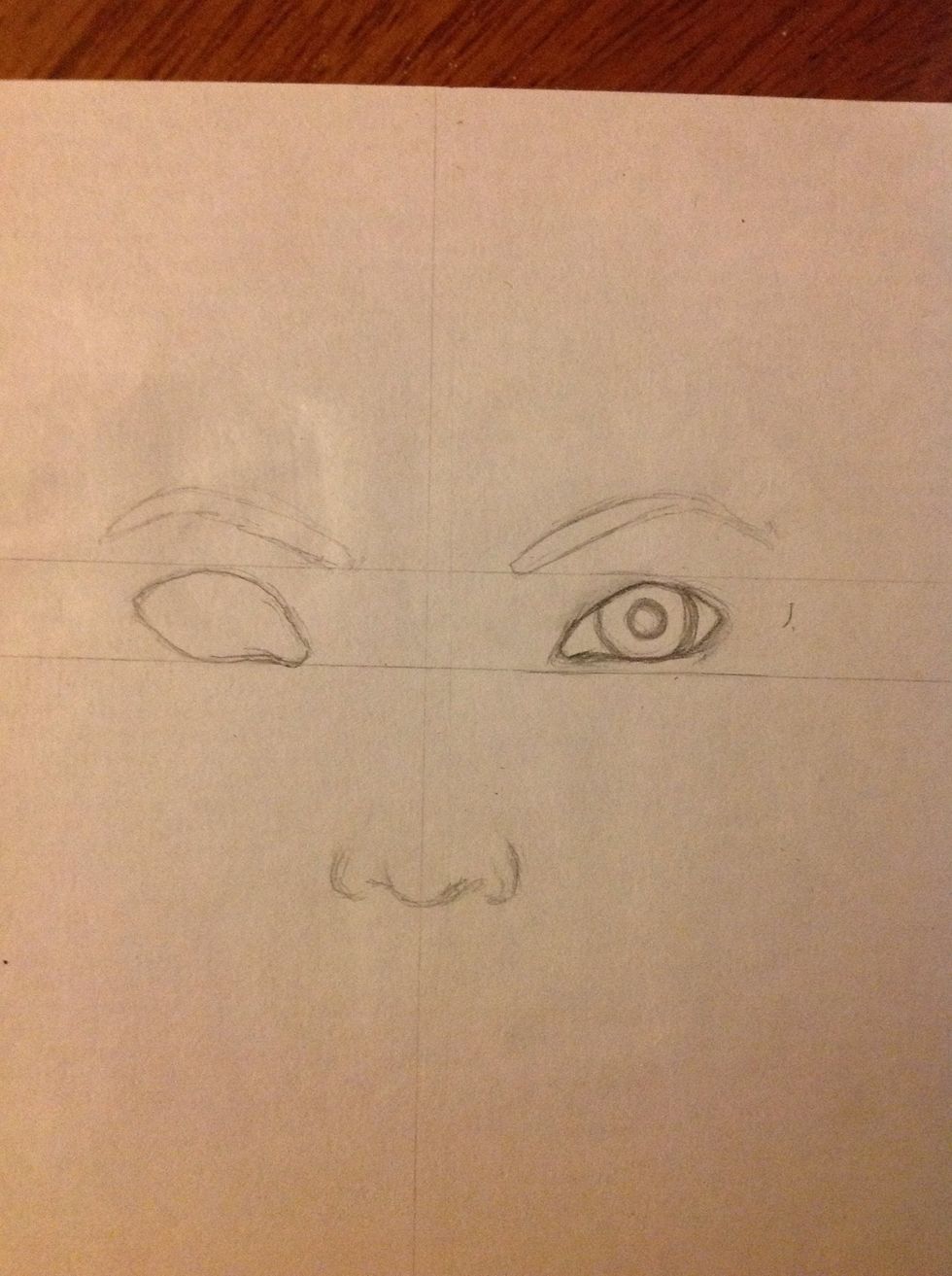 One difference you can find it in the eyes, you'll see, when we smile we contract 15 facial muscles that affect the basic structure of the face. You can see the difference between them.