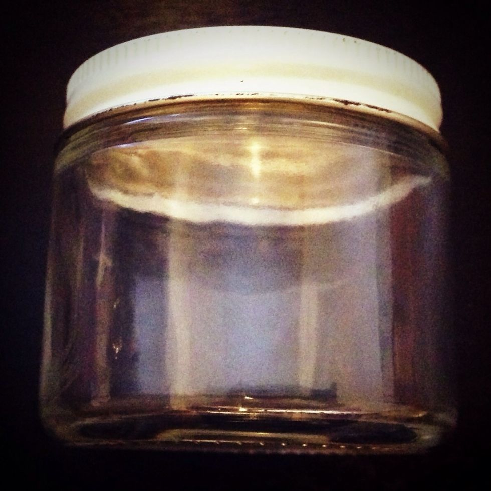 One glass jar. (2oz glass jar shown)
