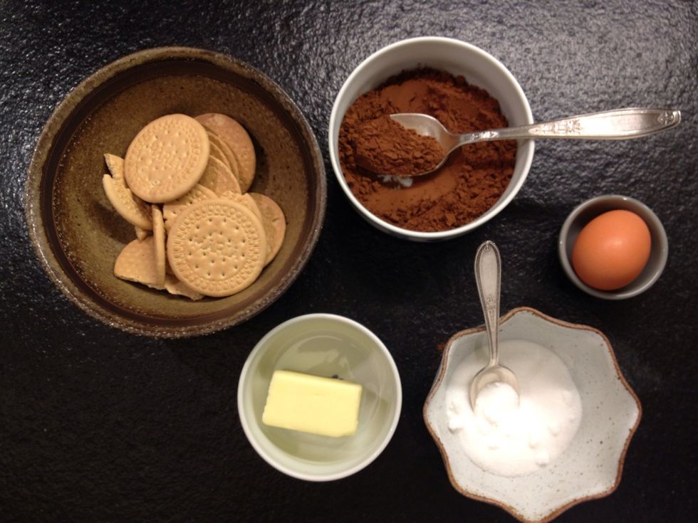 One hundred grams of each and one egg.