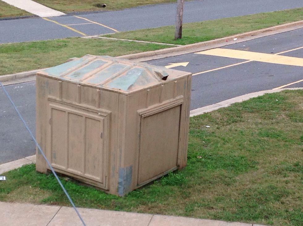 One time I saw this old abandoned well house...