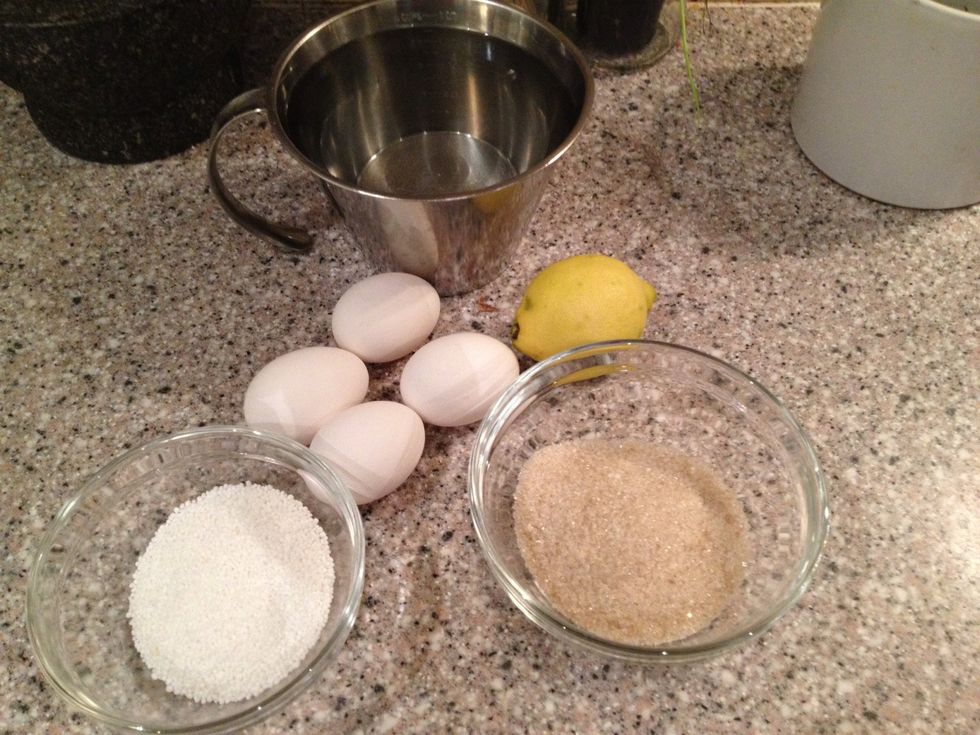 One winter when I was a small child, I had spend hours playing the snow with my mother and my siblings. When we came home my father had made this treat for us. Se tab for measurement \u2b07