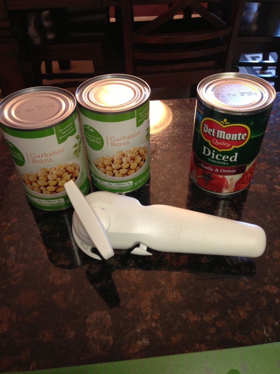 Open 2 can Garbanzo Beans & 1 can Garlic & Onion diced tomatoes