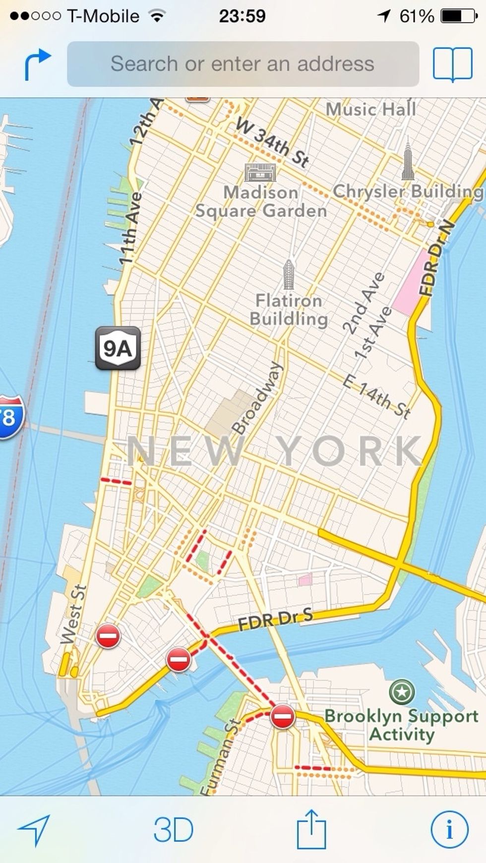 Open google maps and focus on the area you'd like to cache to memory