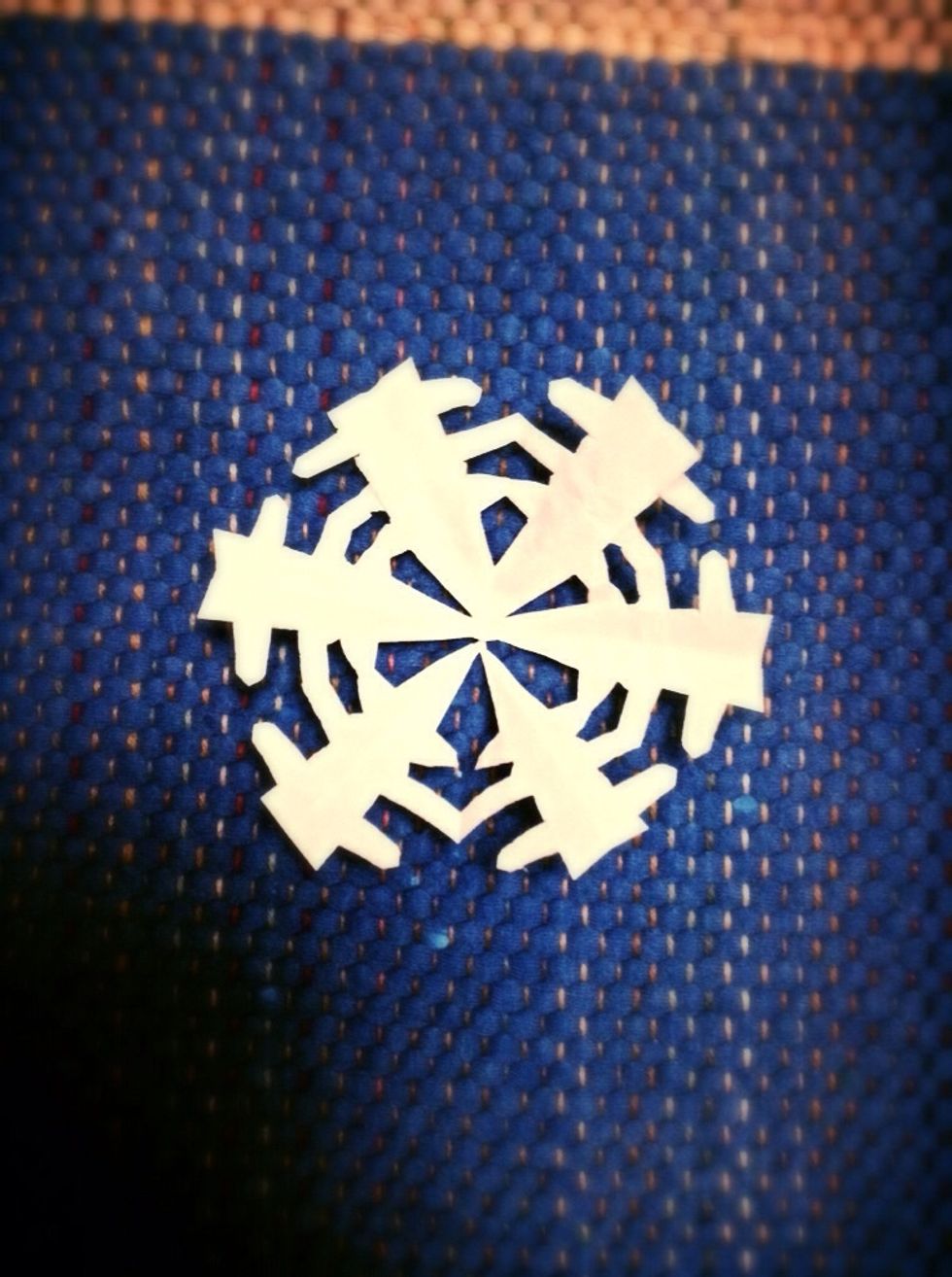 Open it up and you will get this shape!! Hope you like it, and if u do, leave a comment and give it a like, and remember that u can make any shape u like!