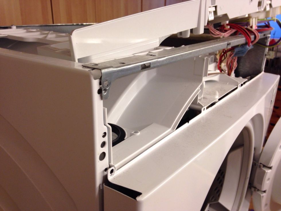 Open side cover and front cover incl. control box