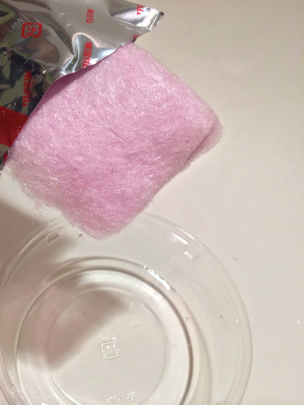 Open the SILVER RED pack- It's Grape Watapachi!!! You can do so many things with watapachi!! (See Pachi Pachi Wata jelly Kit)