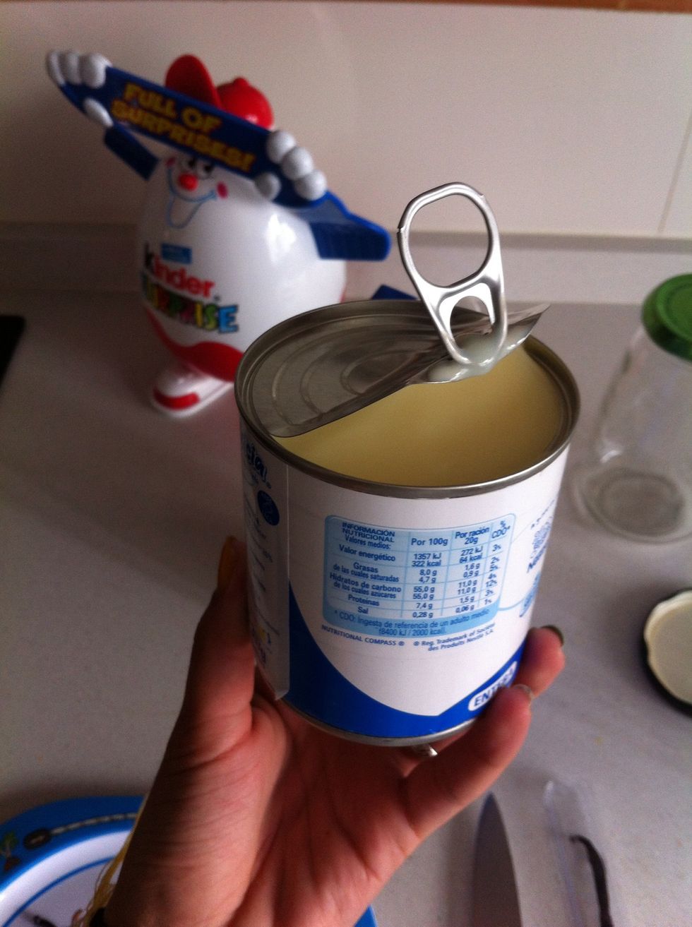 Open the sweetened condensed milk! I had to buy mine in Spain because I moved here, so I'm hoping it was sweetened! Either way it turned out stinkin delicious so I must have done something okay