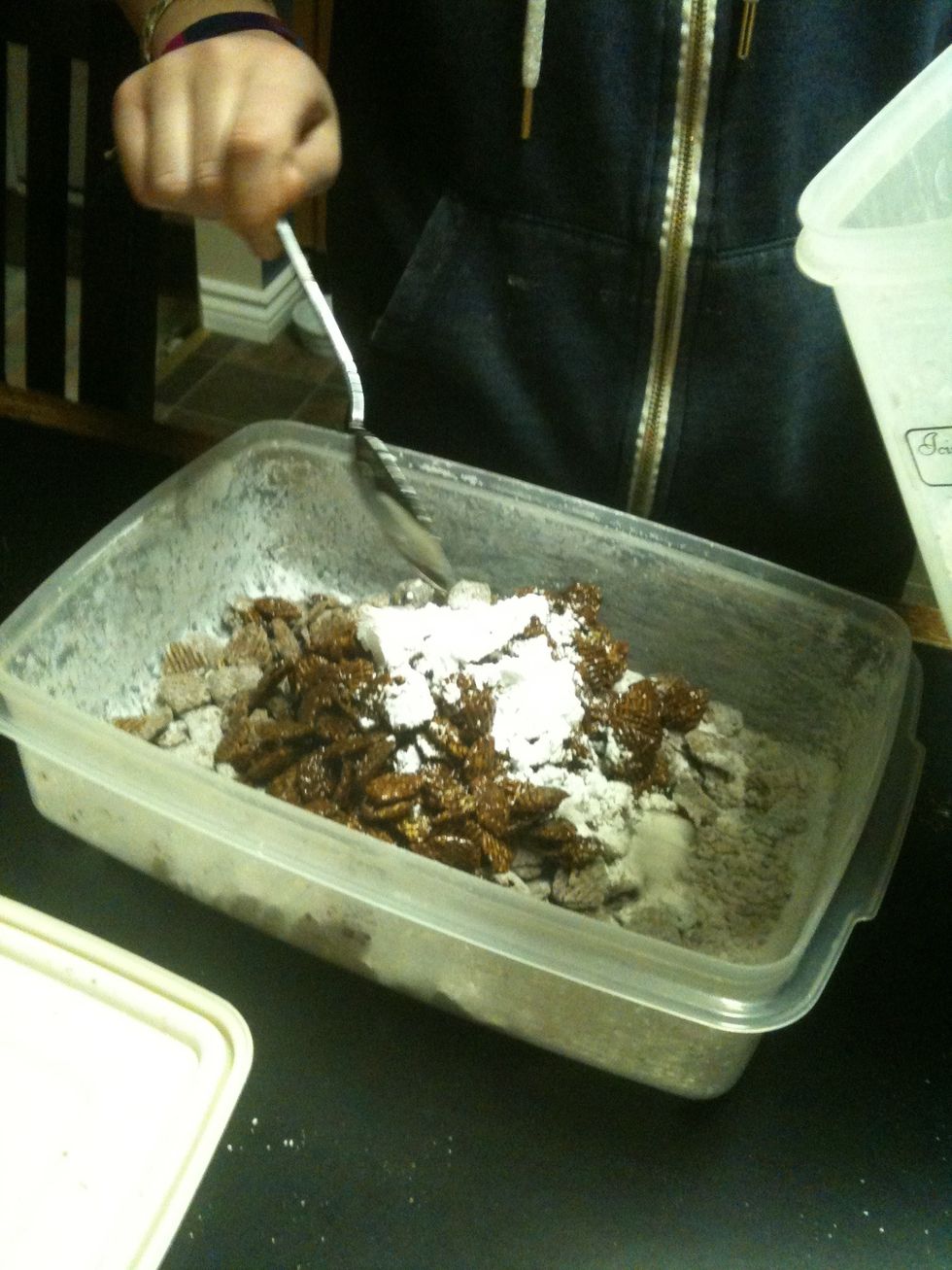 Open up the container and scoop in some more cereal. Repeat step 9 for the rest of the cereal.