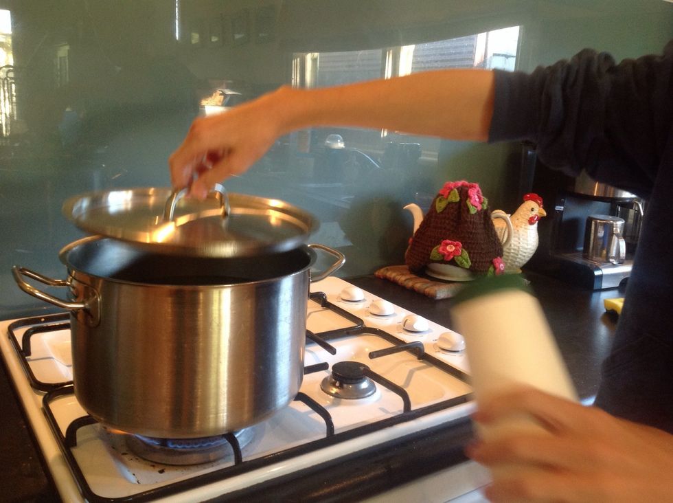 open up your pot lid.