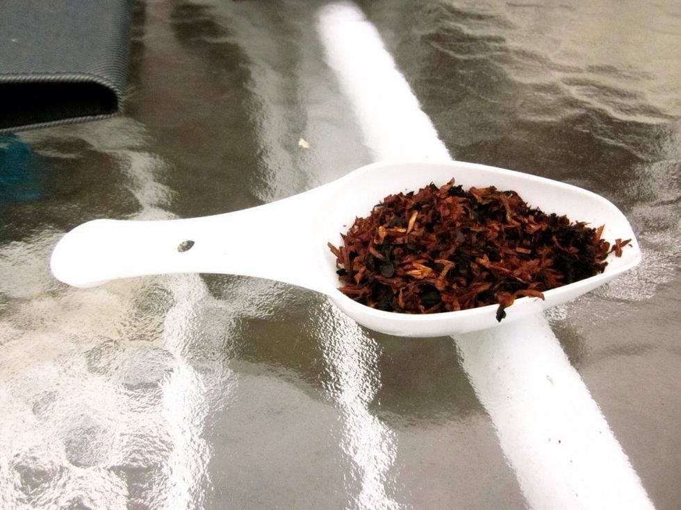 OPTIONAL: I like to had a bit of tobacco during the roast to give it a bit of a sweet, and bold taste. I add the tobacco about half way though the roast.