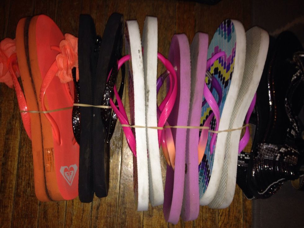 Optional: If you want them to stay neat I would rubber band each pair together.