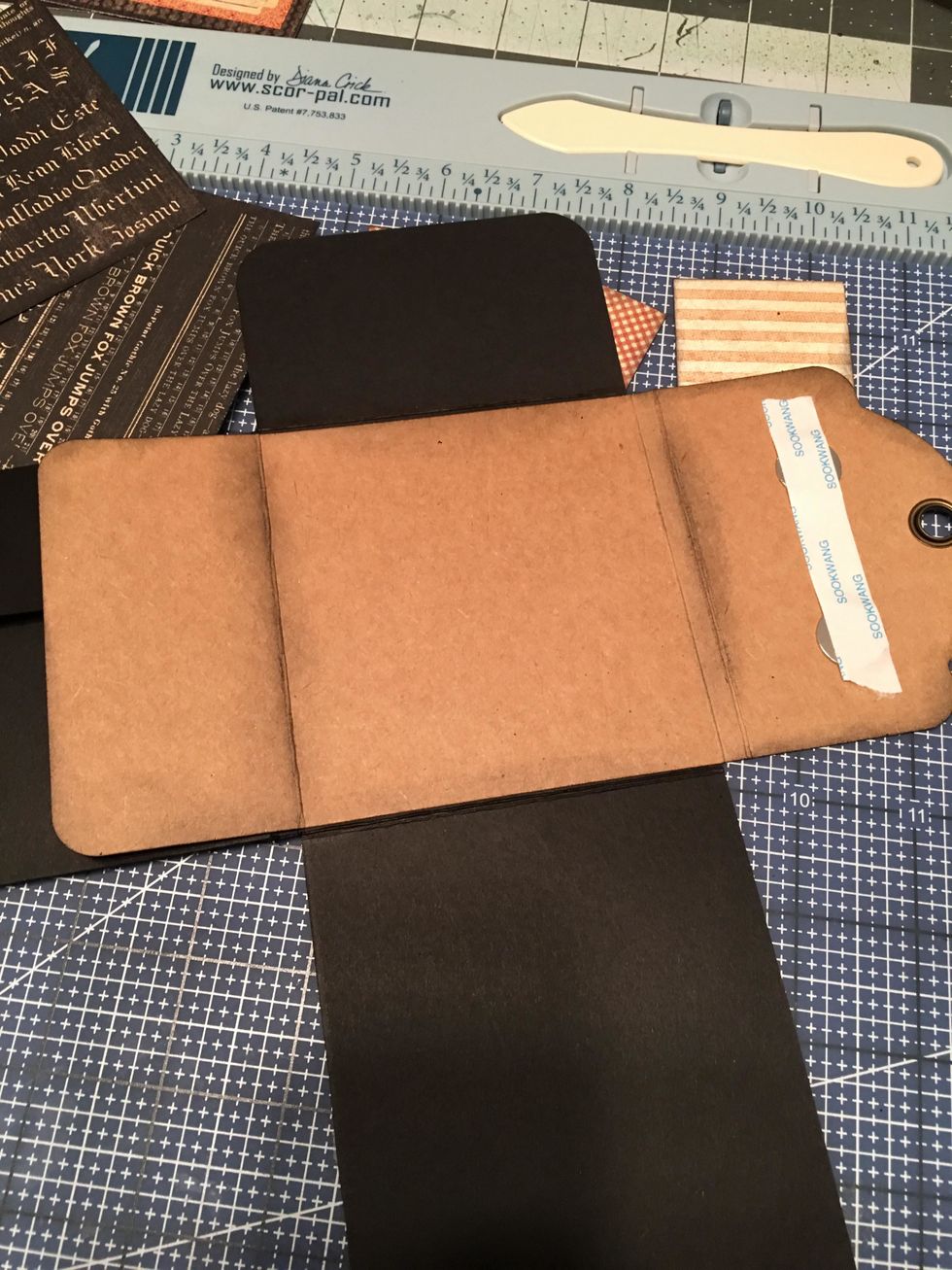 Optional: Ink all the edges and fold lines of the Kraft Tag.