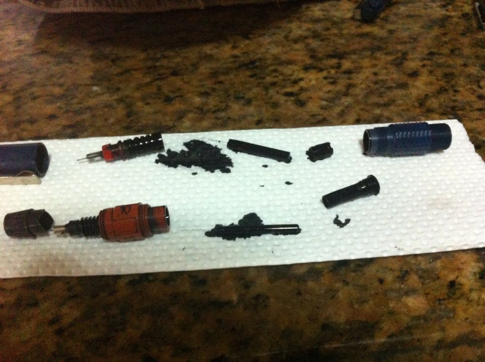 {Optional: proceed with caution. If not careful, you may brake the needle which is the most important part of the technical pen. Disassembling this precious parts are for hard to clean technical pens}