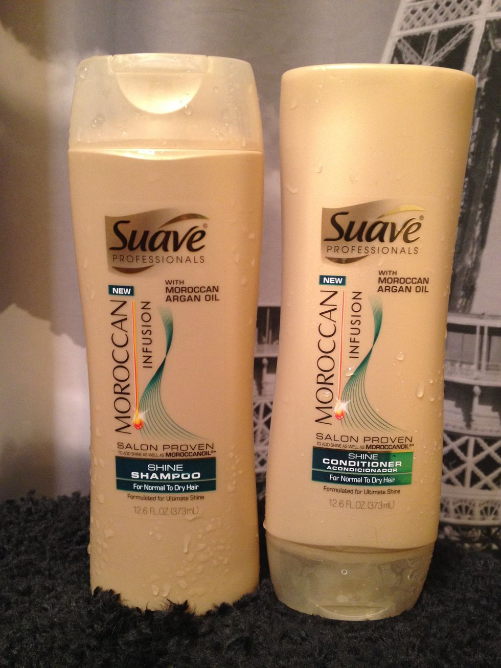 (Optional) Wash your hair first with shampoo and conditioner.