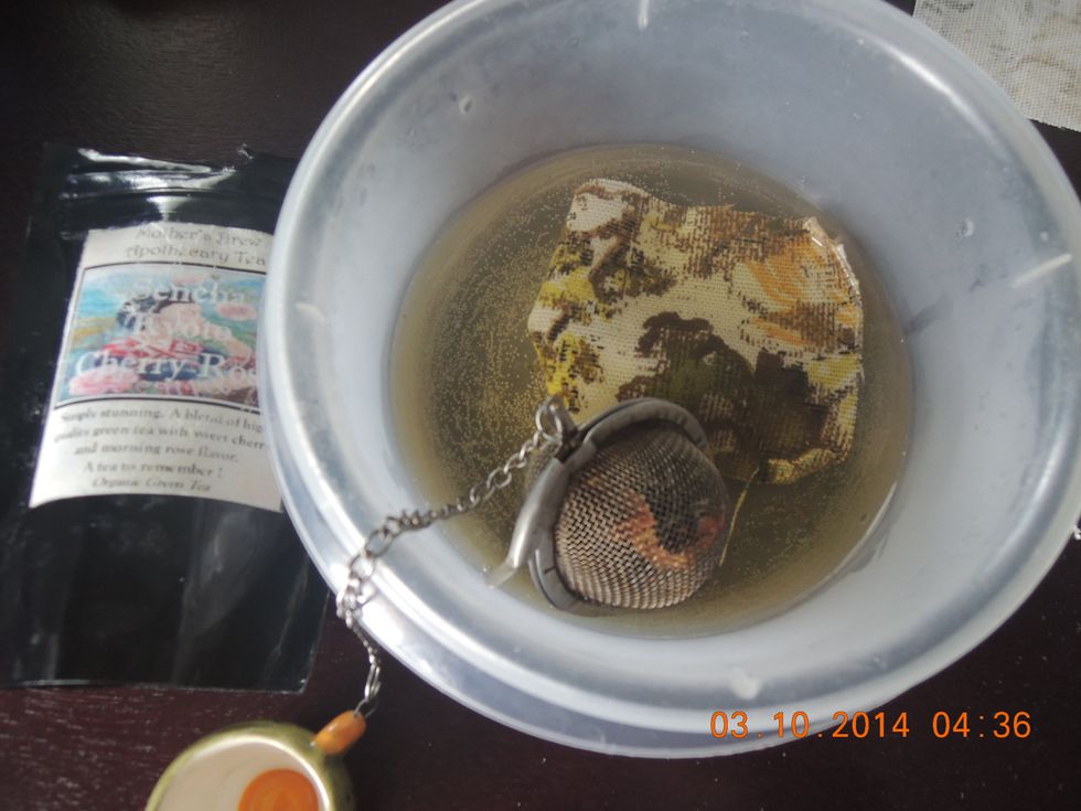 Optional: You can soak your fabric in some of the tea that you are going to put inside the sachet. This way the fabric soaks up the smell (I used a rose tea to soak it)