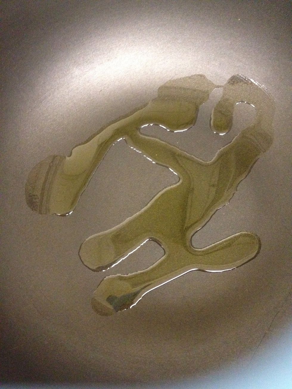 Optionally you can drizzle some olive oil into your pan to coat the noodles for the next step.