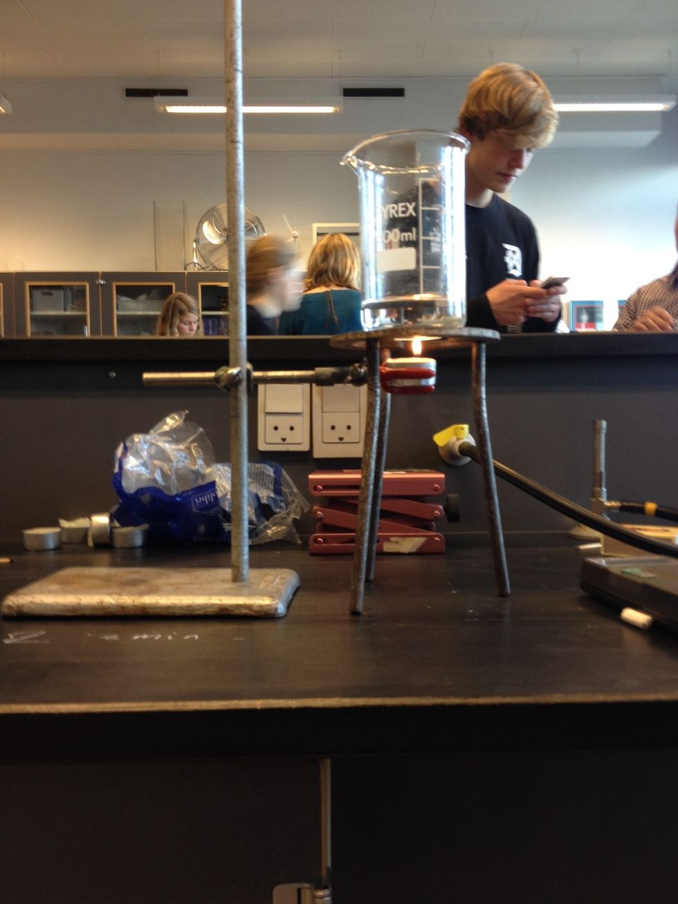 Opvarme vand 2 gange med forskellig tid! 3 min. Og 5 min.