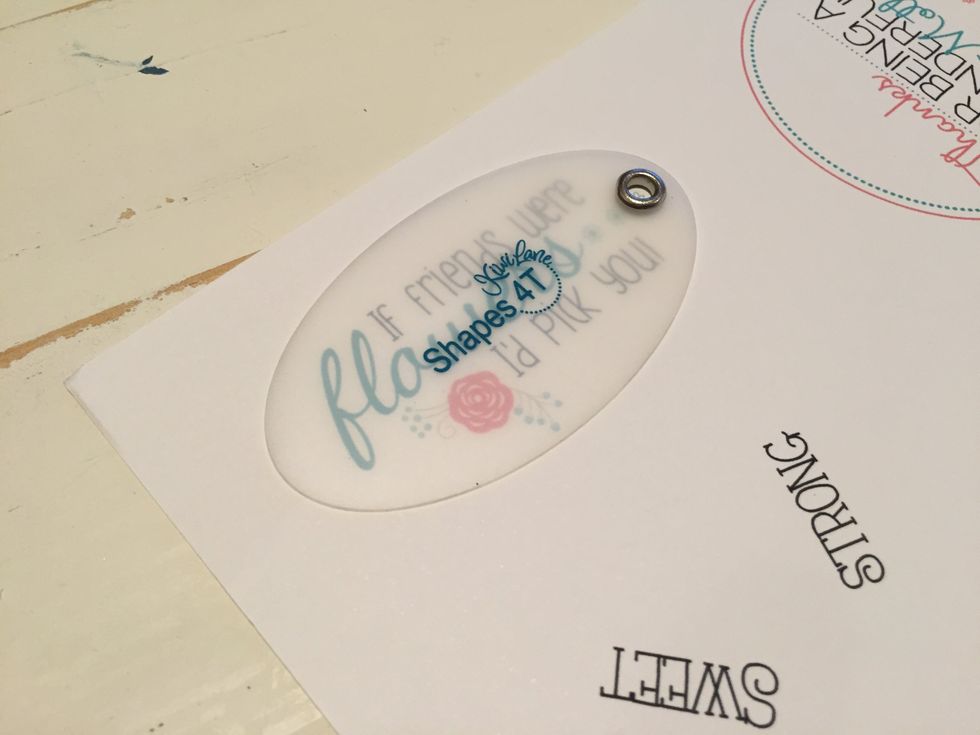 Or you could even add a sentiment that is perfect for a close friend, like..... "If friends were flowers I'd pick you!" You can find these printable for free on our blog at kiwilane.com