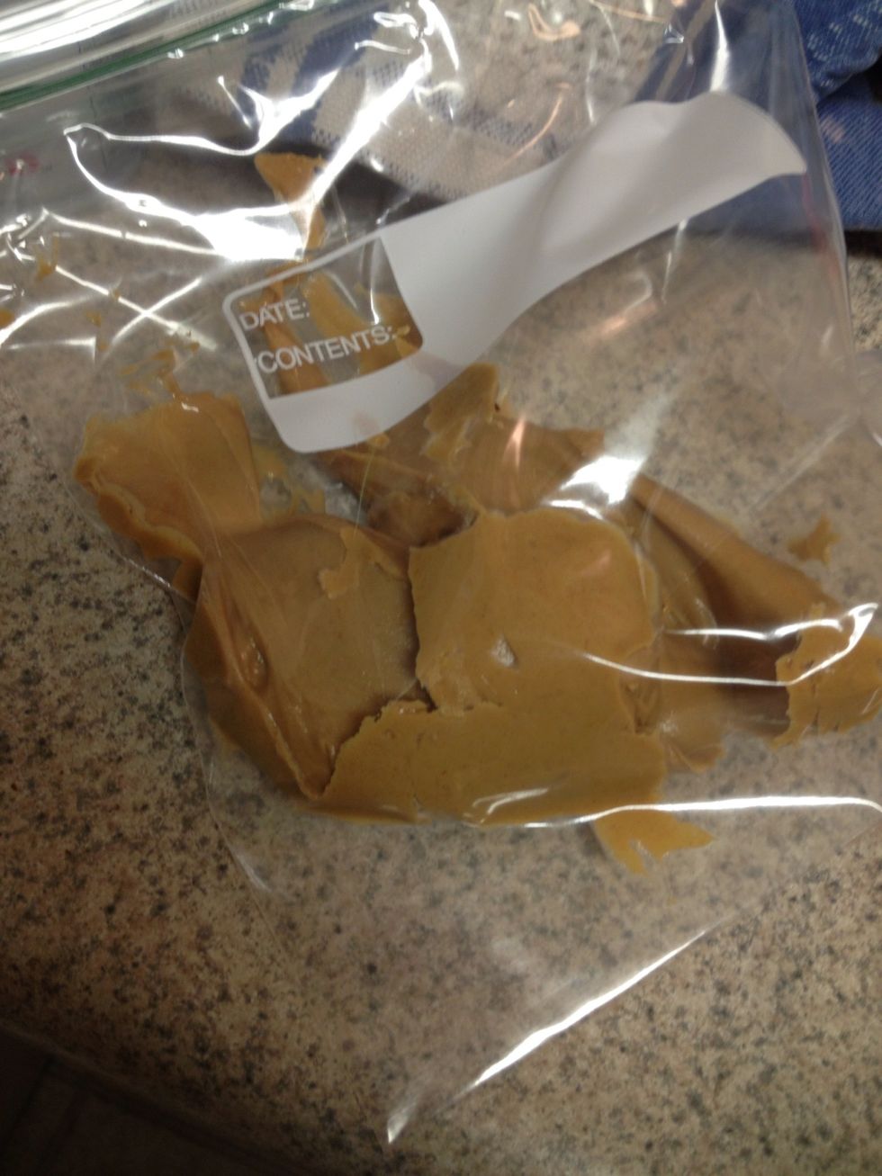 Original recipe warms the peanut butter in the microwave for a little bit then spoon onto brownies. I just put some in a Baggie to "pipe" into the brownies