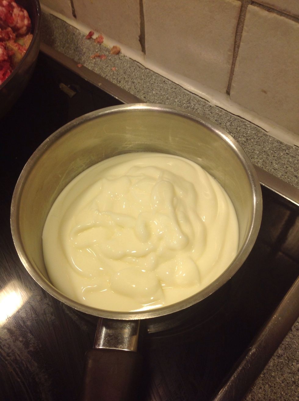 Ost s\u00e5s Cheese sauce