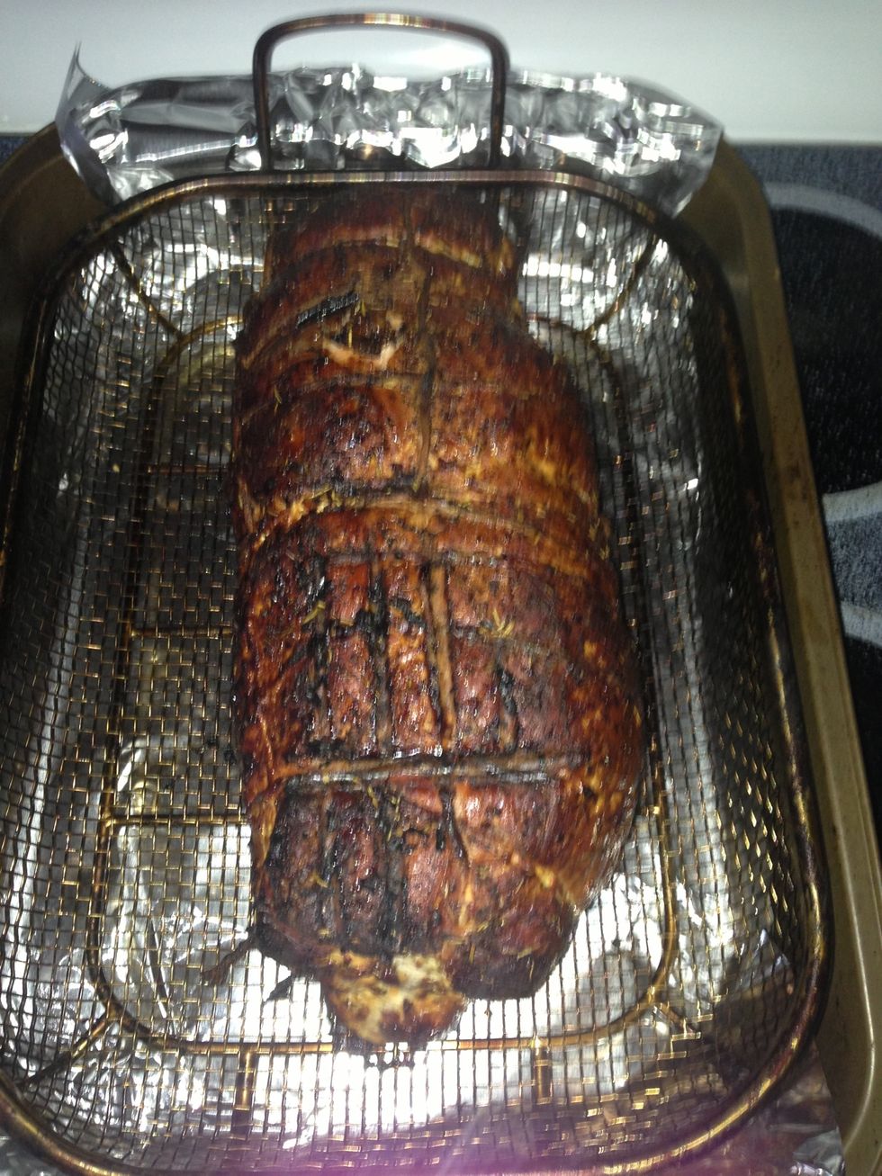 Out of the grill and over a pan. Cover with foil and let stand for 10-15 minutes before serving.