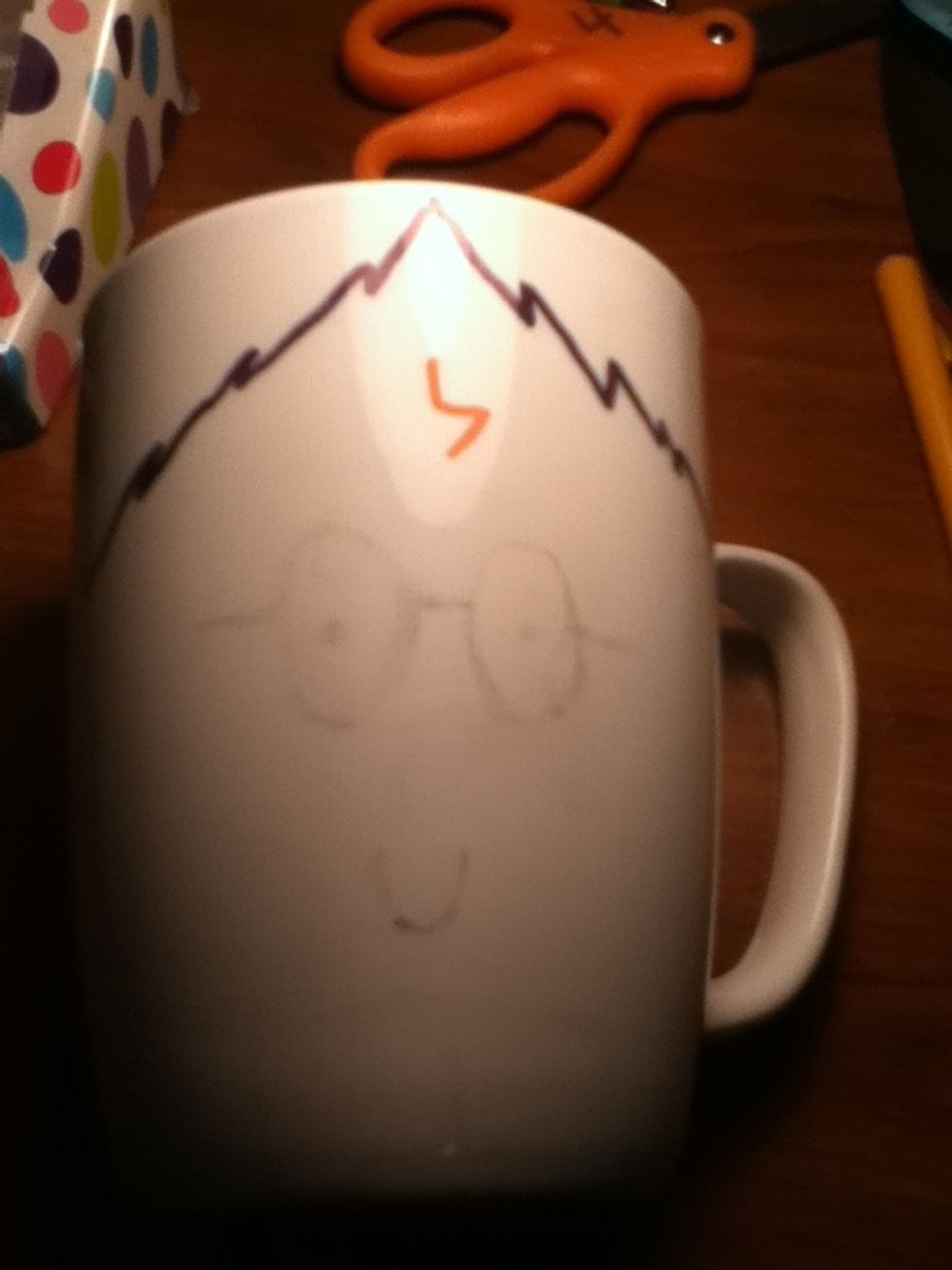 Outline hair in black